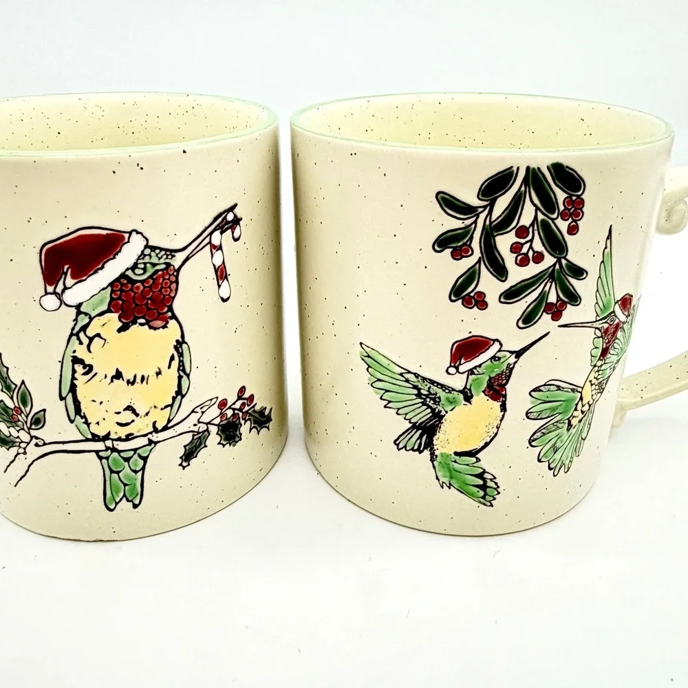 Eli + Ana Christmas Hummingbird Mugs Speckled Ceramic Set of 2 Green‎ Rim 2022
